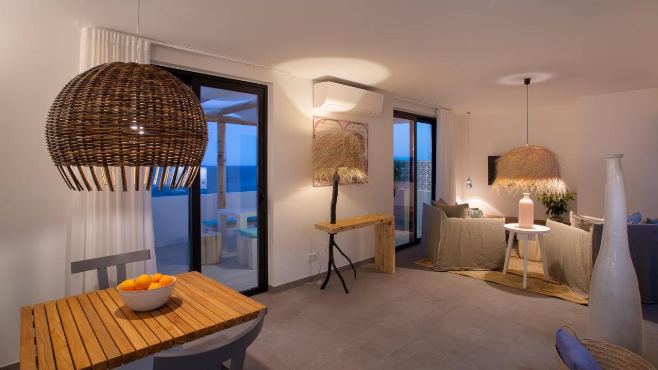 Apartamento Vila Marina By Sevencollection Salema Exterior foto